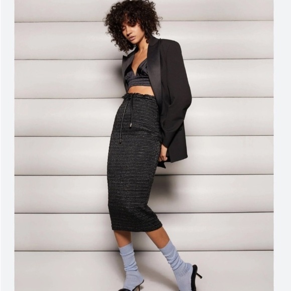 A.L.C. Smocked Vegan Leather Jaclyn Black Pencil Skirt 00 Goth Luxury Designer - Picture 16 of 16